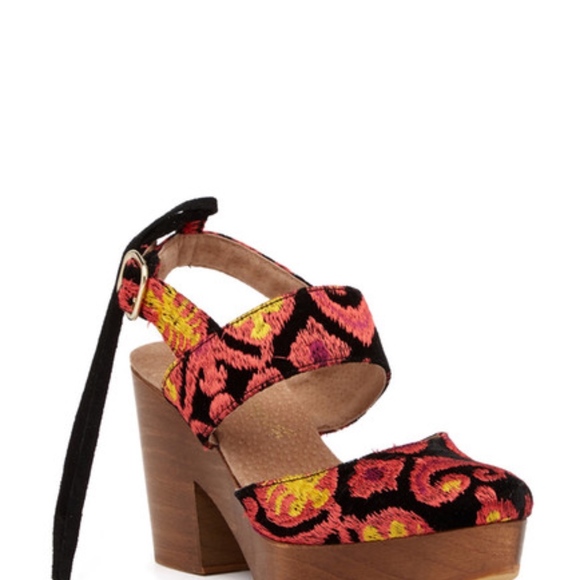Free People Monaco Clog wooden embroidery sandal - Picture 3 of 4